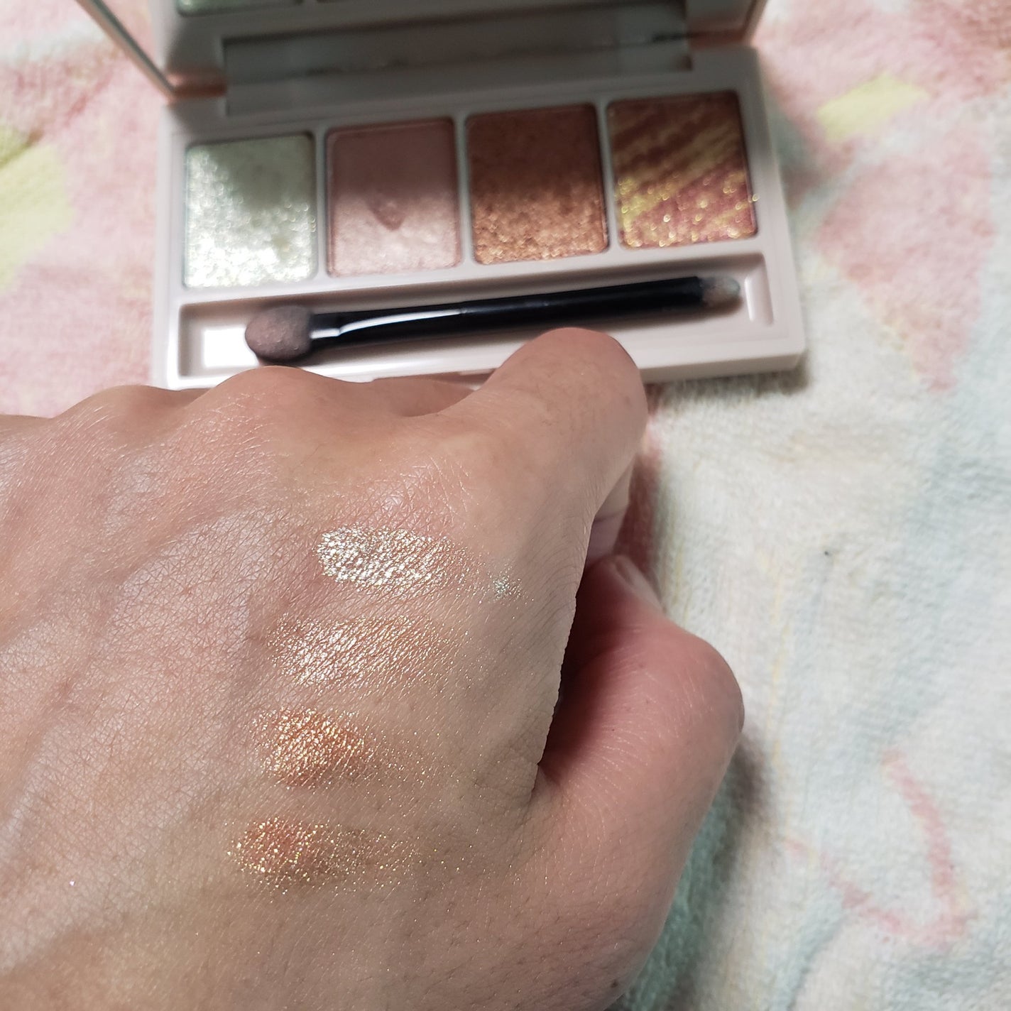 足しパレ/Fujiko/アイシャドウパレットを使ったクチコミ(1枚目)