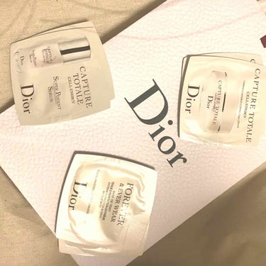 【旧】ディオールスキン フォーエヴァー フルイド マット/Dior/リキッドファンデーションを使ったクチコミ（3枚目）