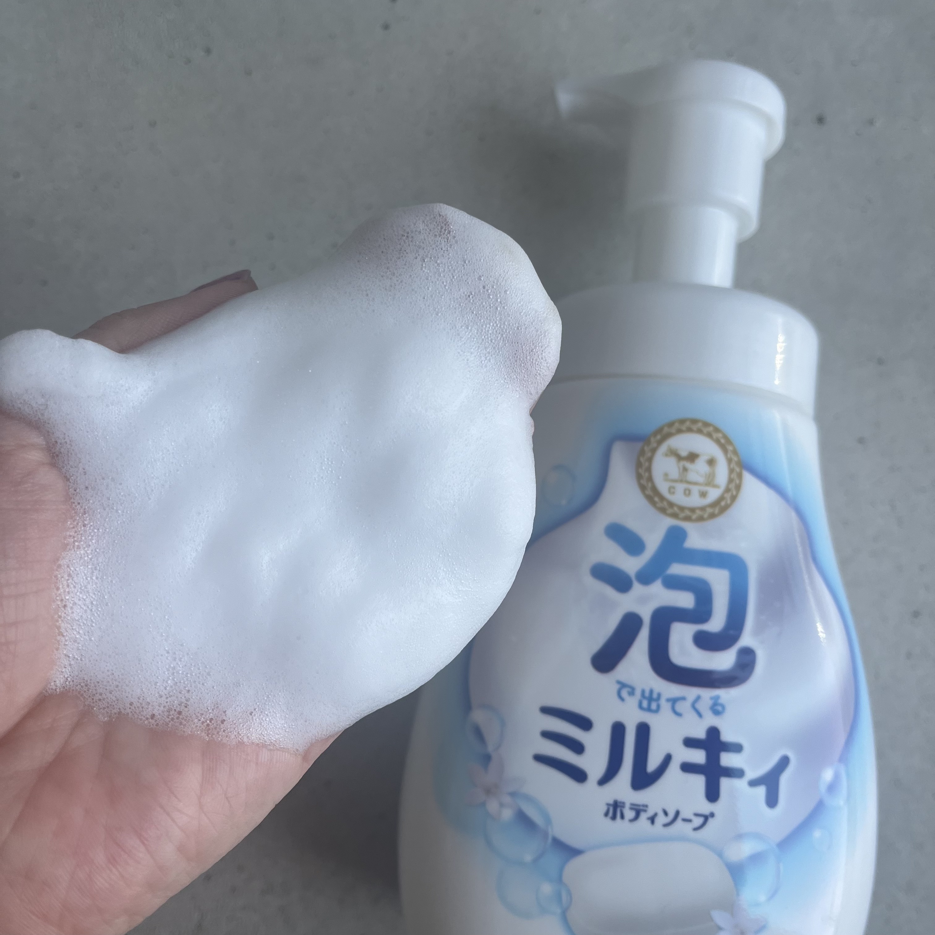 泡で出てくる ミルキィボディソープ やさしいせっけんの香り ポンプ付550ml/ミルキィ/ボディソープを使ったクチコミ（3枚目）