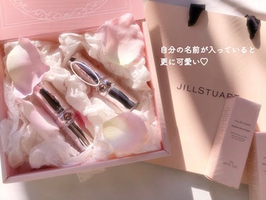 JILL STUART ジルスチュアート リップグロウ セラムバームのクチコミ「見てるだけで嬉しくなるプレゼント🎀
今まで貰ったプレゼントの中で、一番嬉しかったものを紹介しま.....」（2枚目）