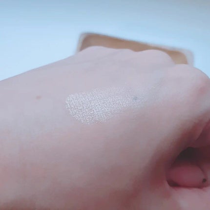 みぃ on LIPS 「MUSTAEV〔マステブ〕アイシャドウ #201スキン ..」(6枚目)