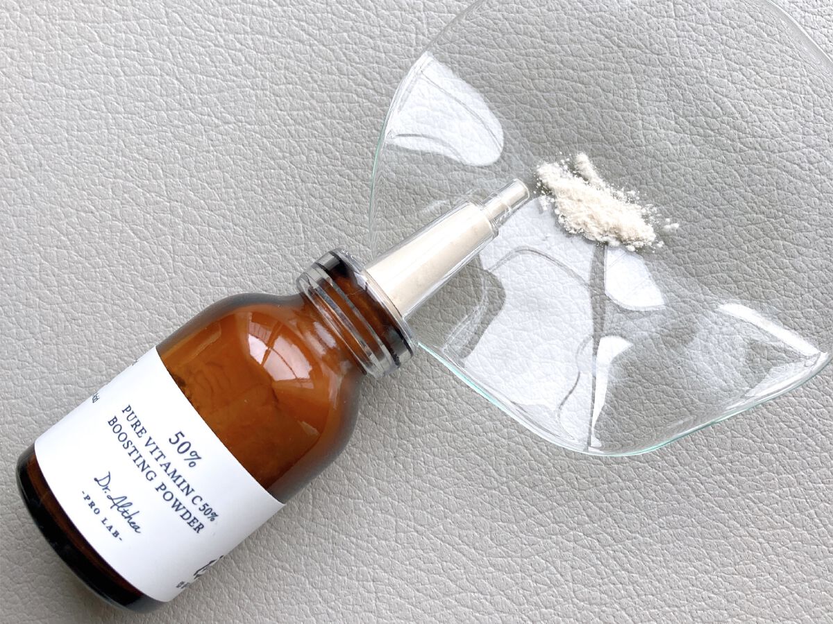 ピュアビタミンC 50% ブースティングパウダー/Dr.Althea/フェイスパウダーを使ったクチコミ(3枚目)