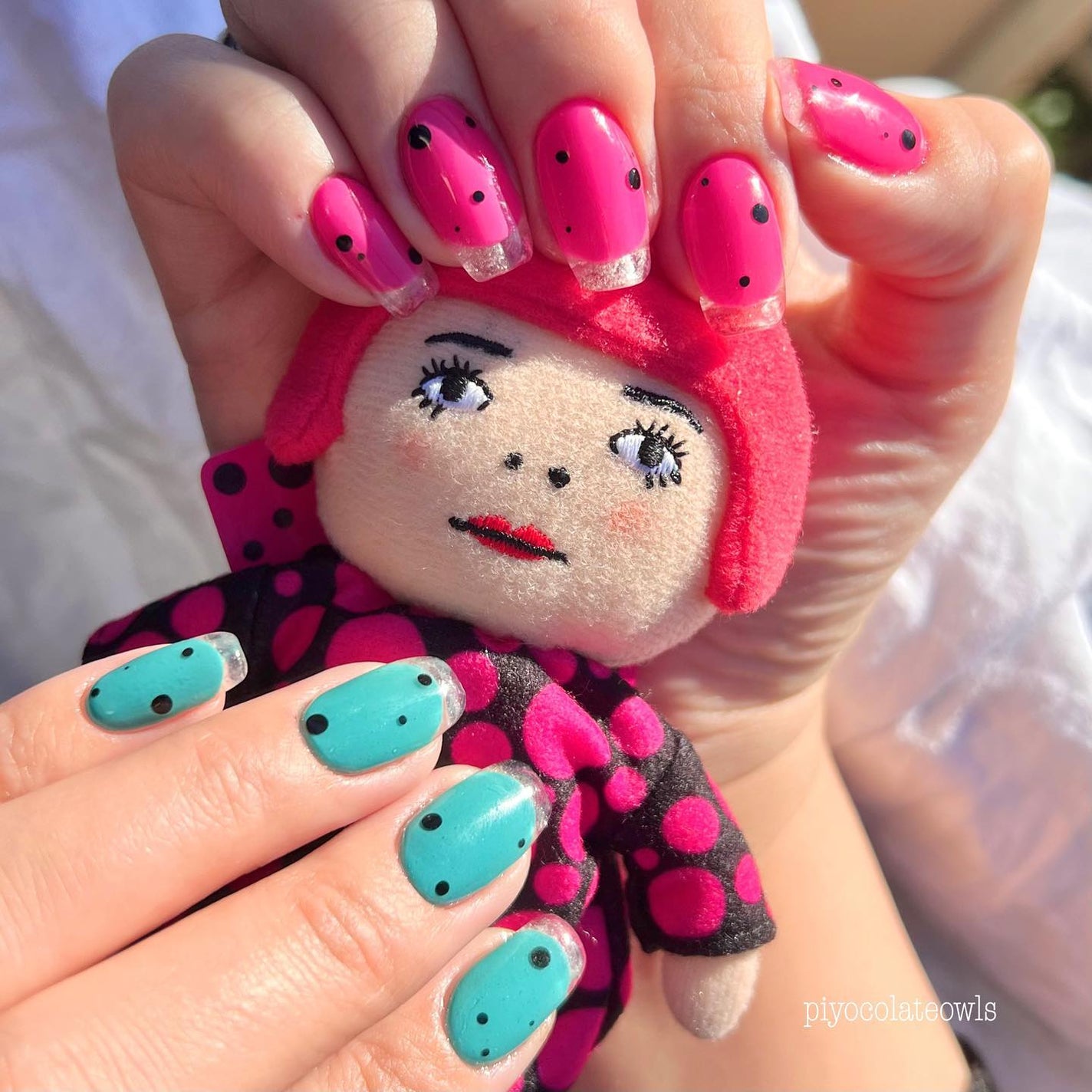 ぴよこれいと あうるす on LIPS 「大好きな草間彌生さんをイメージしたネイル。今年初めてのマイネイ..」(2枚目)