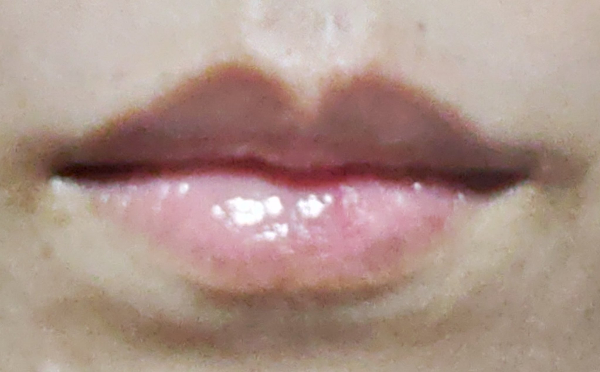 モイストリップバーム/XOUL/リップバームを使ったクチコミ（3枚目）