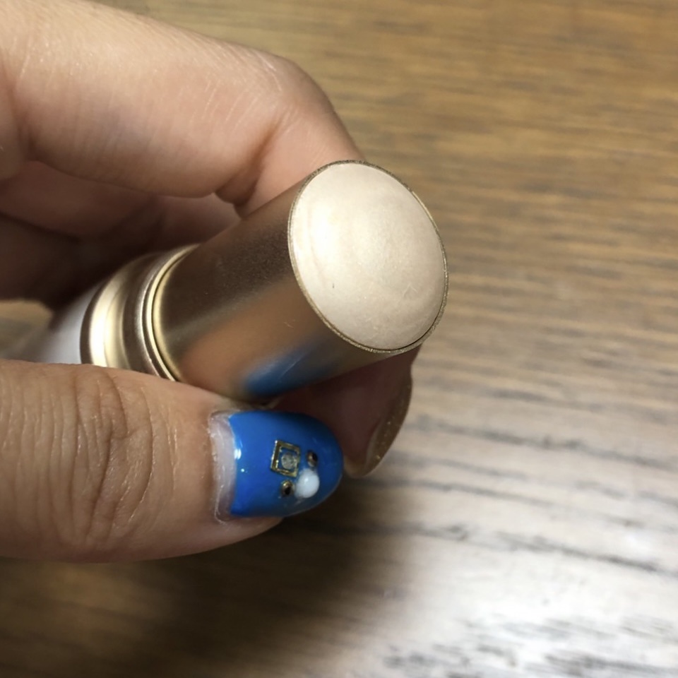 トゥルーディメンションラディアンスバーム LT001 ライト /hince/スティックハイライトを使ったクチコミ（3枚目）