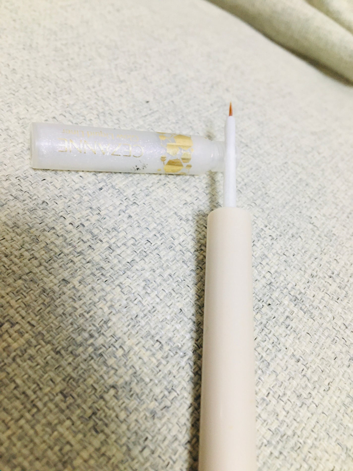 グロウリキッドライナー/CEZANNE/リキッドアイライナーを使ったクチコミ(1枚目)