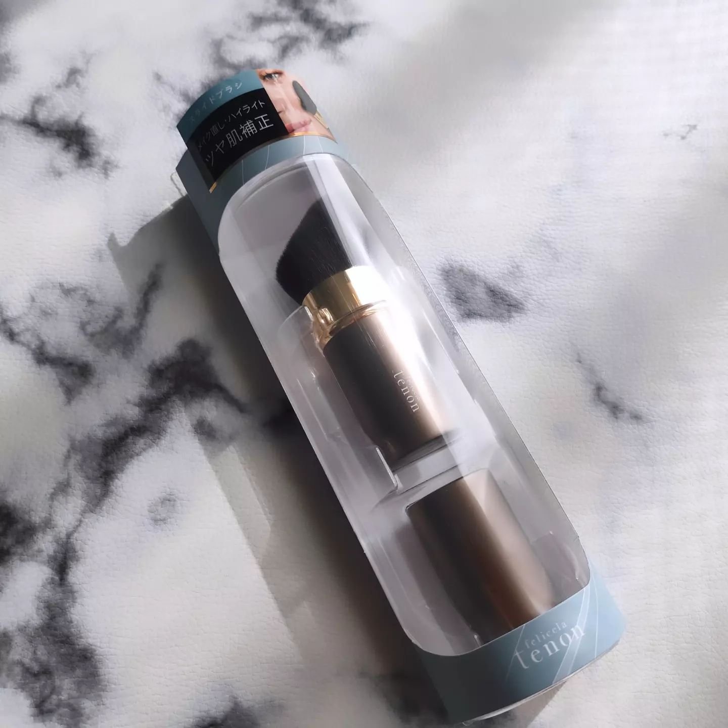 フェリセラテノン スライドブラシ/フェリセラ/メイクブラシを使ったクチコミ（1枚目）