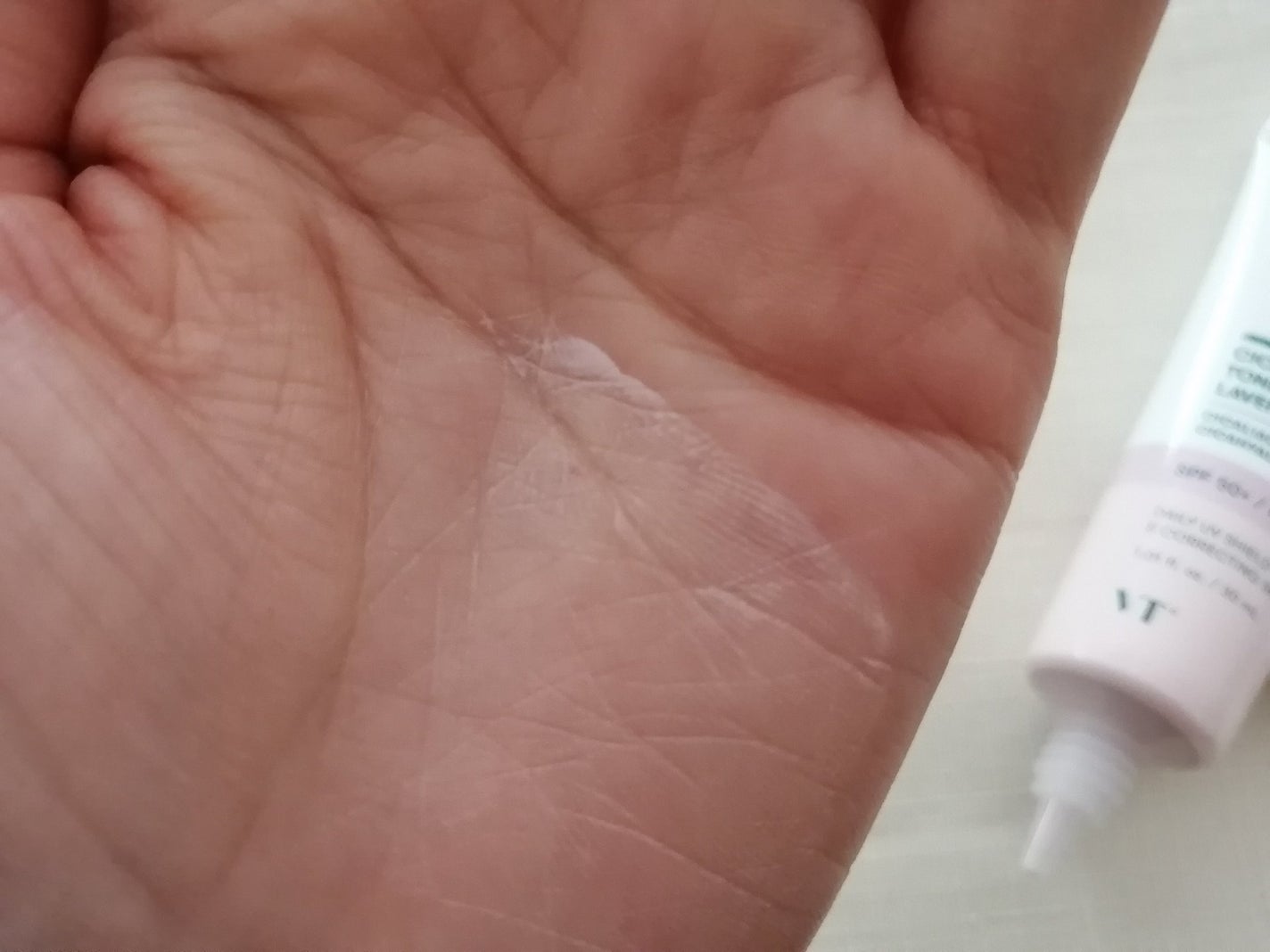 CICA UVトーンアップベース/VT/化粧下地を使ったクチコミ(4枚目)