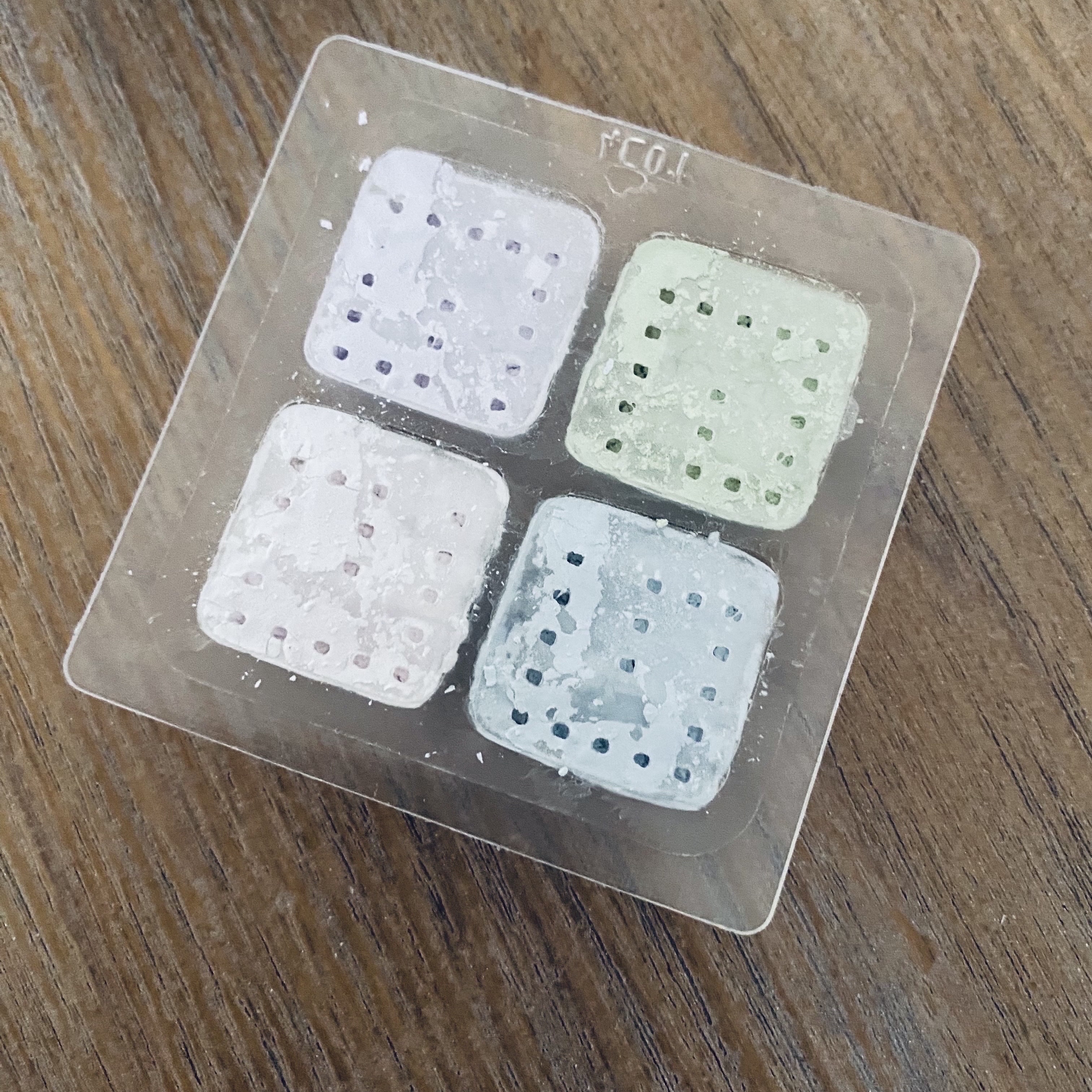 プリズム・リーブル/GIVENCHY/ルースパウダーを使ったクチコミ（2枚目）