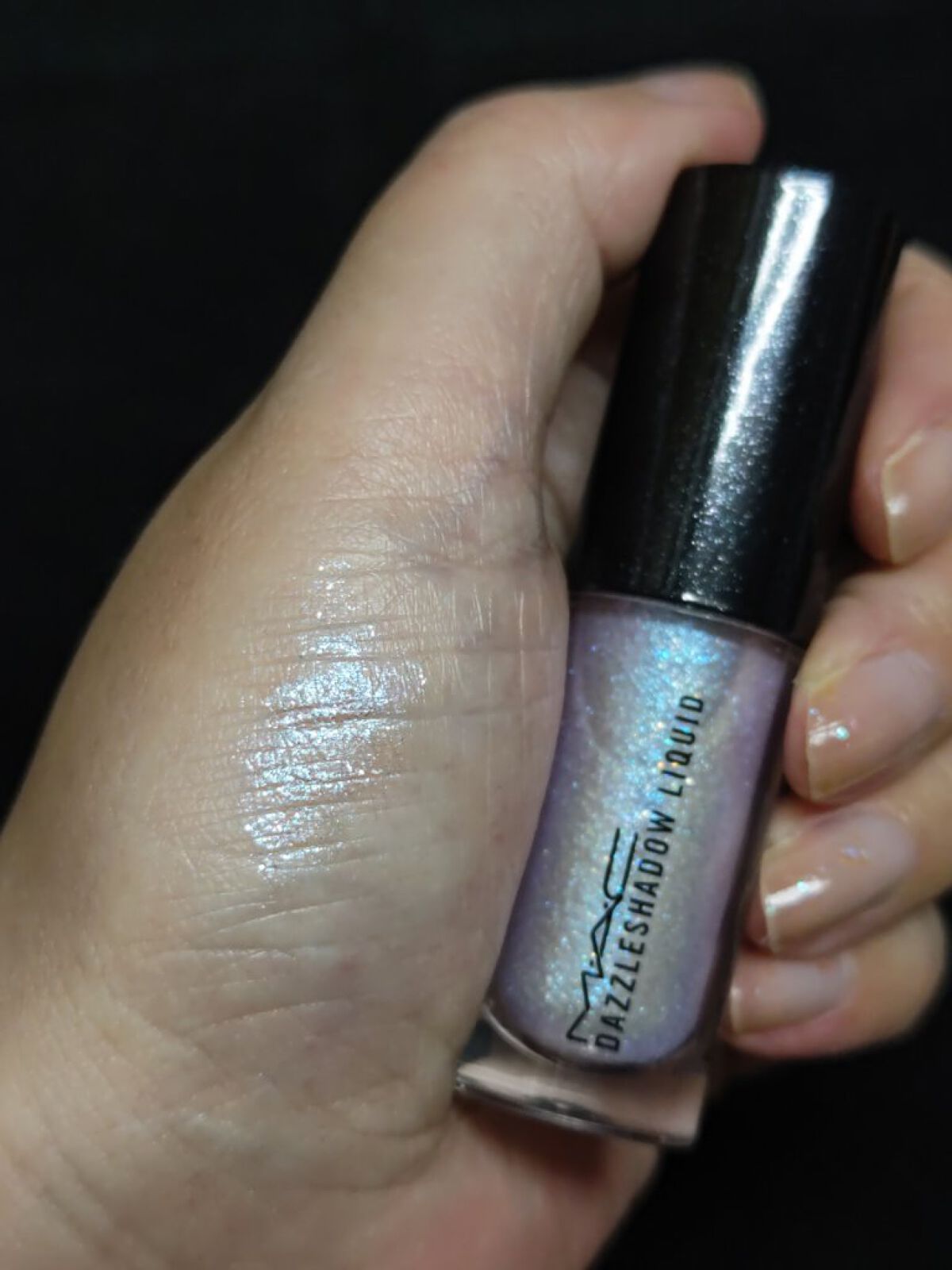 ダズルシャドウ リキッド ダイヤモンド クランブルズ/M・A・C/リキッドアイシャドウを使ったクチコミ（2枚目）