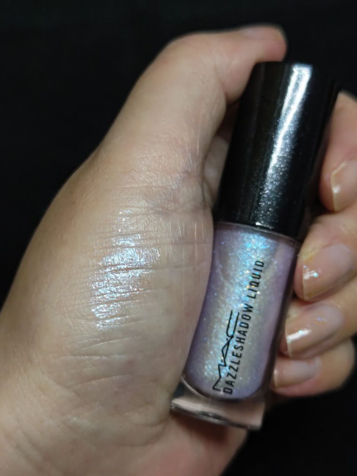 ダズルシャドウ リキッド/M・A・C/リキッドアイシャドウを使ったクチコミ(2枚目)
