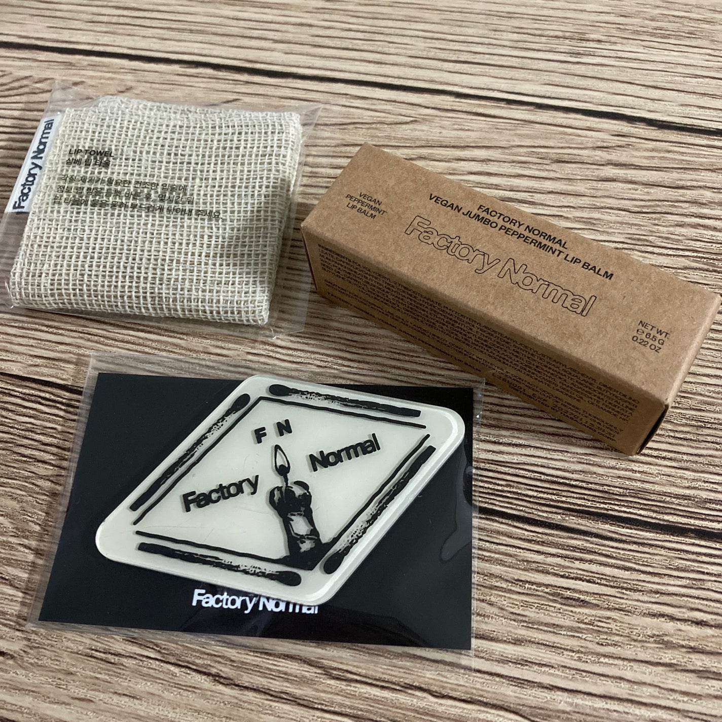 Vegan Jumbo Peppermint Lip Balm/Factory Normal/リップバームを使ったクチコミ(4枚目)