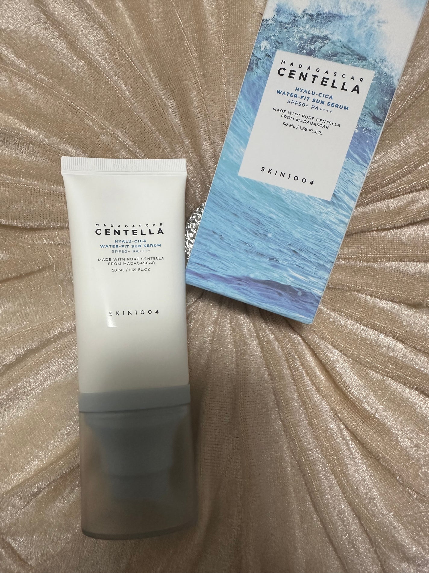 ヒアルーシカ ウォーターフィット サンセラム/SKIN1004/日焼け止めローションを使ったクチコミ(2枚目)