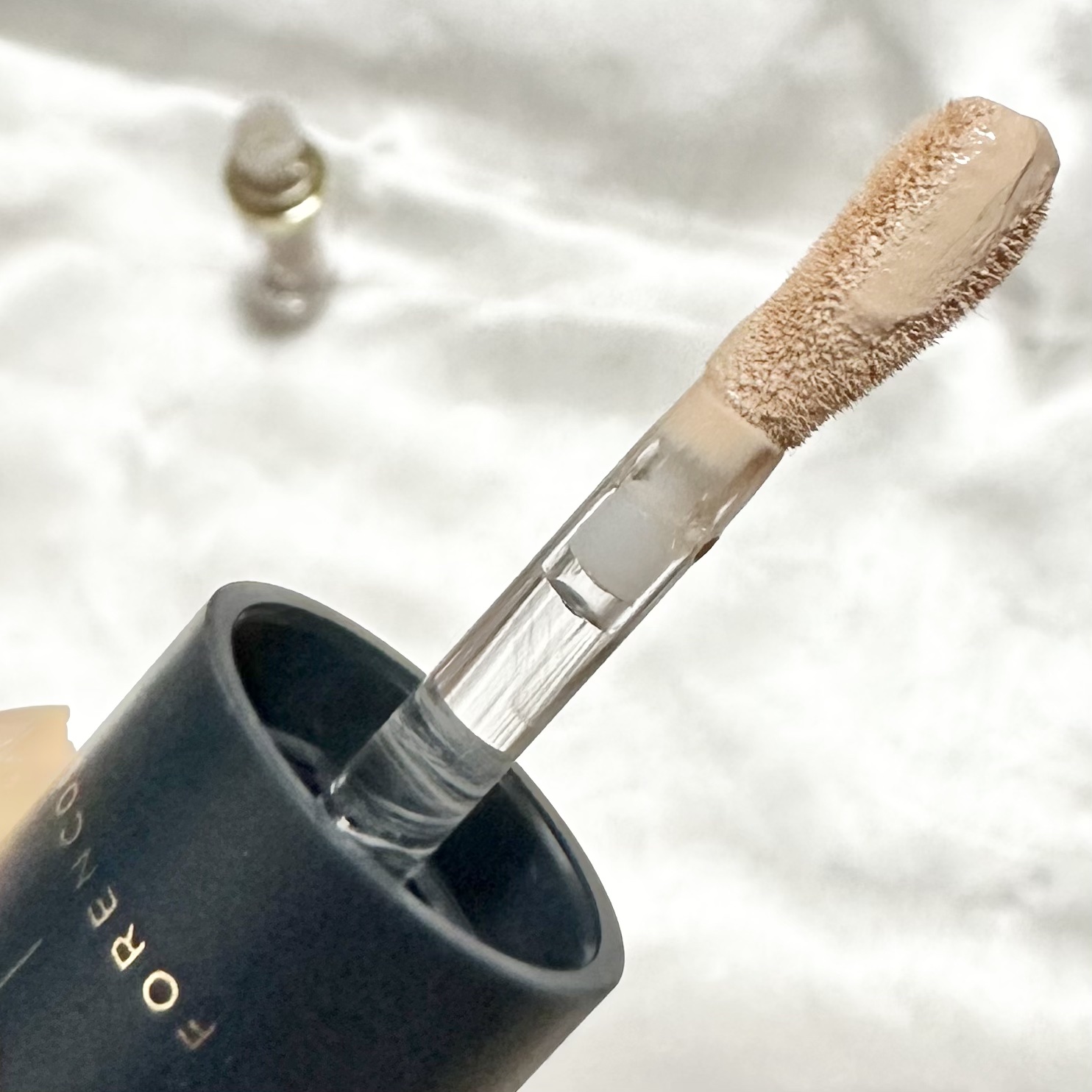 タトゥーウォータープルーフスカーコンシーラー/フォレンコス/リキッドコンシーラーを使ったクチコミ（2枚目）