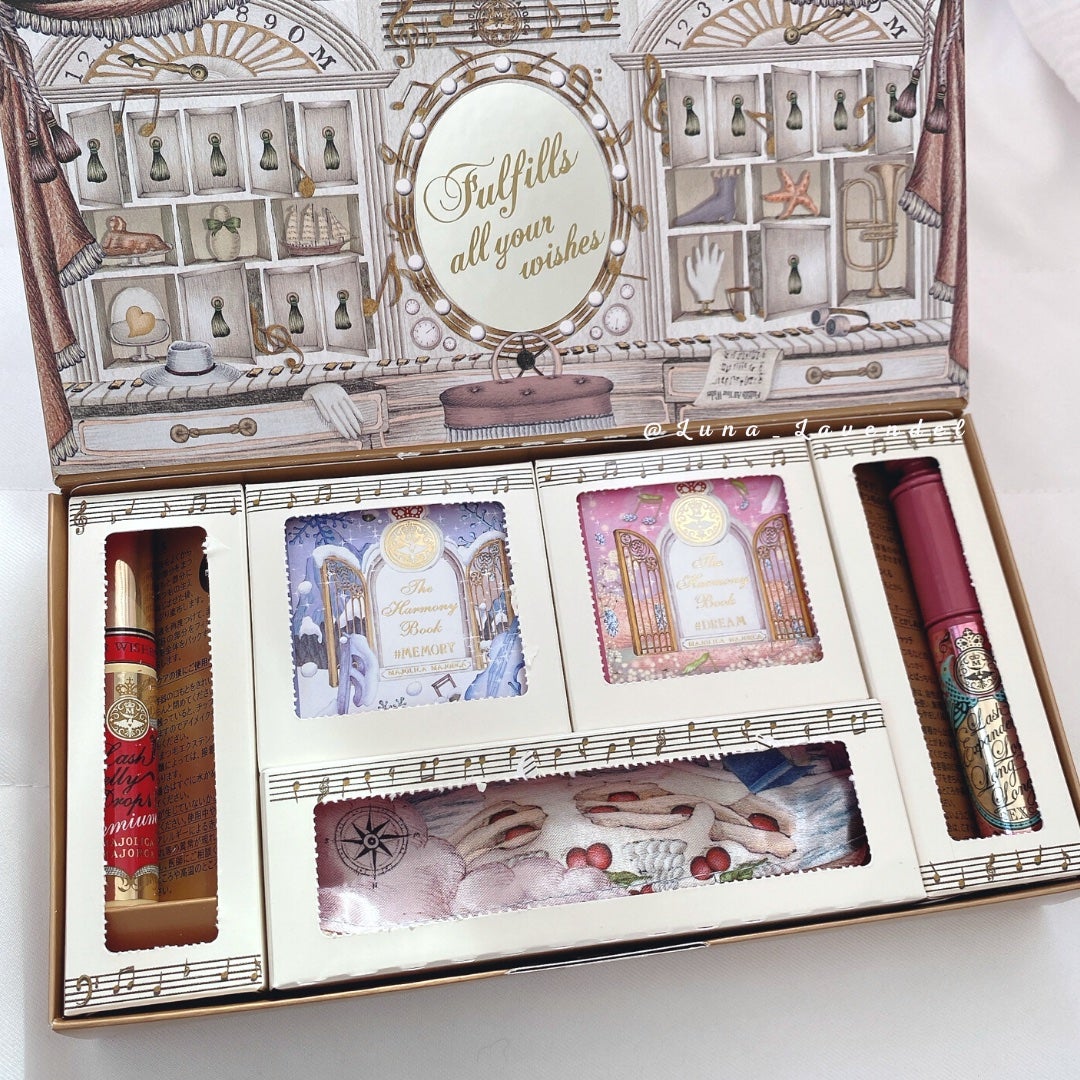 Luna❄青いチークの旅 on LIPS 「------------------------【MAJOLI..」(2枚目)