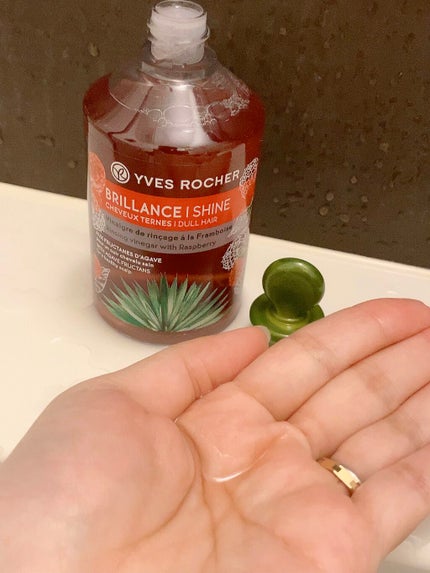 リンシングビネガー シルキーシャイン さらキララズベリー/イヴ・ロシェ/洗い流すヘアトリートメントを使ったクチコミ(3枚目)