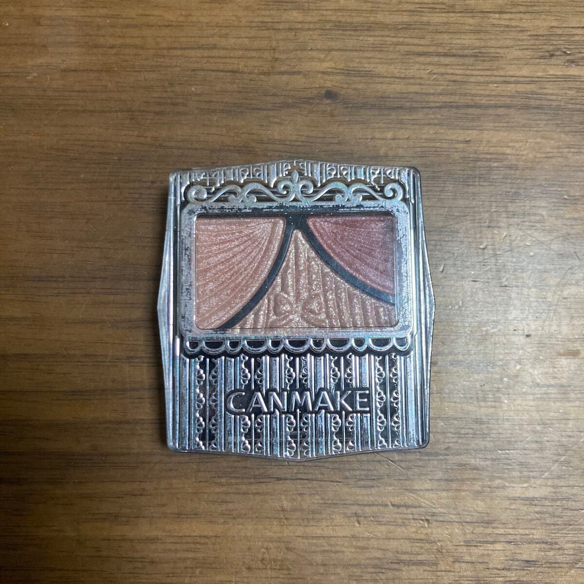 ジューシーピュアアイズ/キャンメイク/アイシャドウパレットを使ったクチコミ(1枚目)