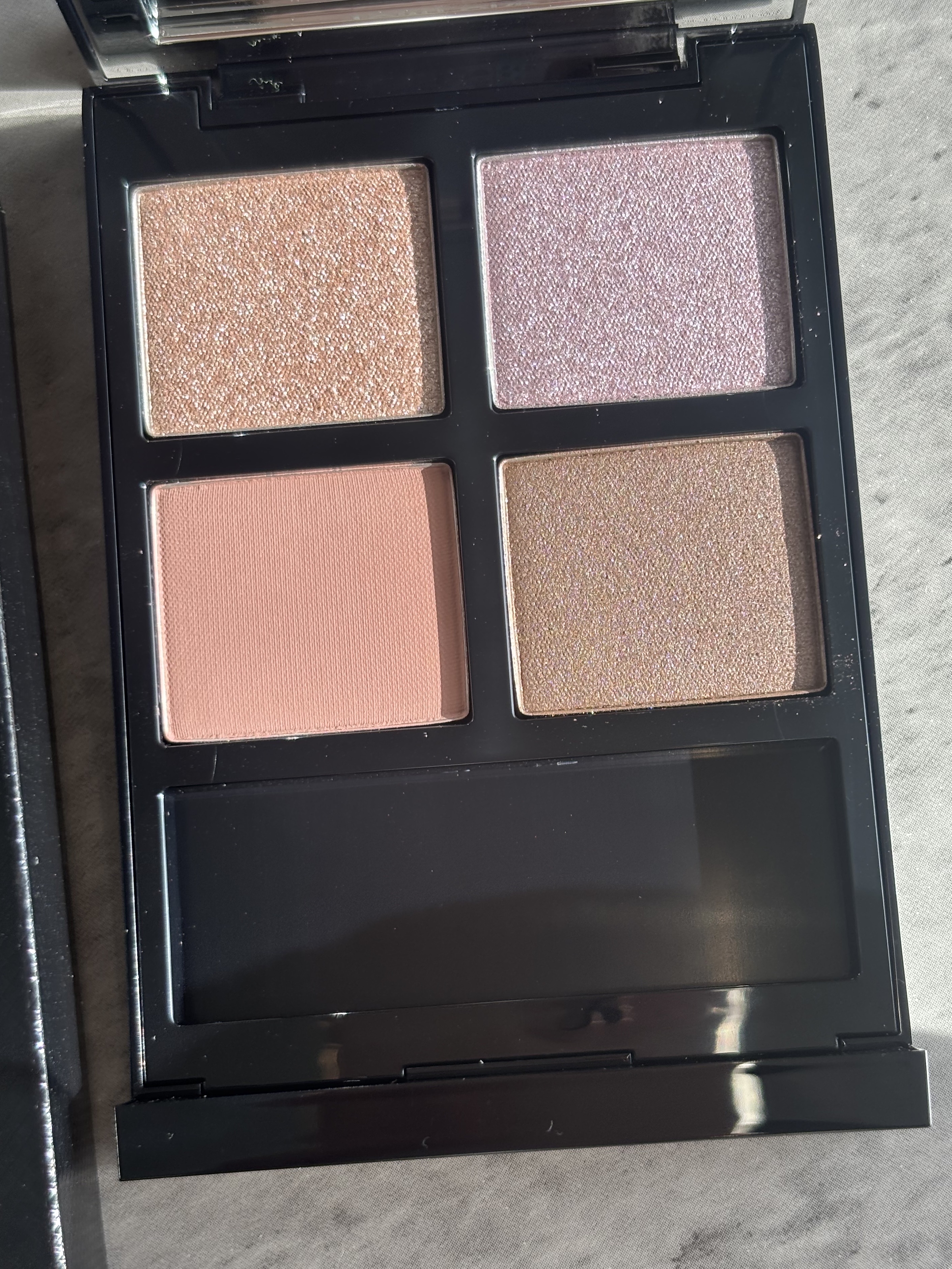 アイ カラー クォード/TOM FORD BEAUTY/アイシャドウパレットを使ったクチコミ（2枚目）