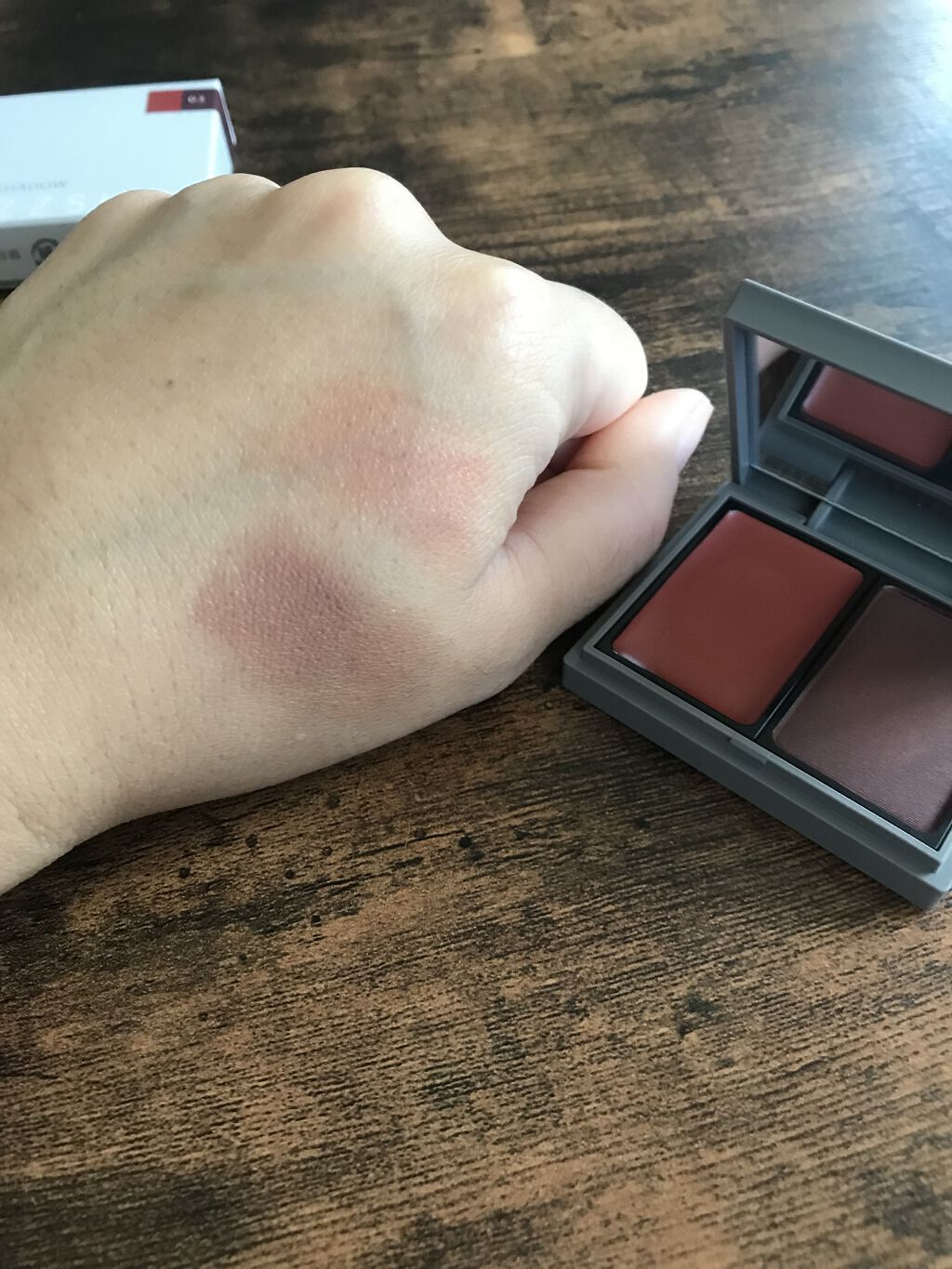 デュオアイシャドウ/DAZZSHOP/アイシャドウパレットを使ったクチコミ（2枚目）