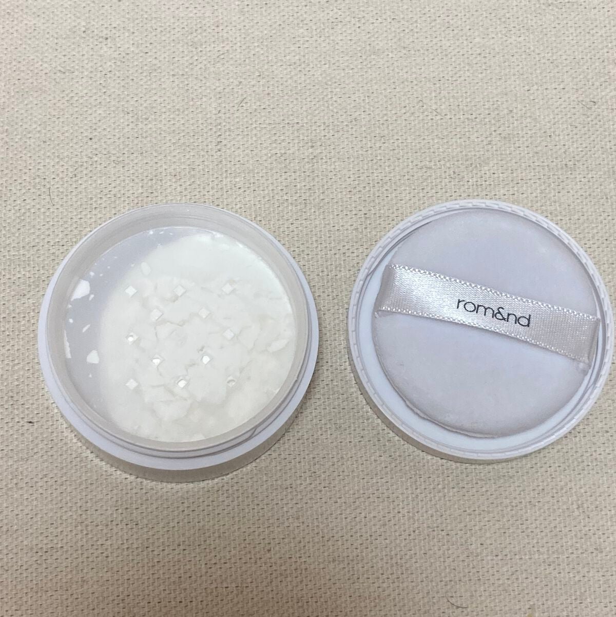 バックミーノーセバムパウダー/rom&nd/ルースパウダーを使ったクチコミ(5枚目)