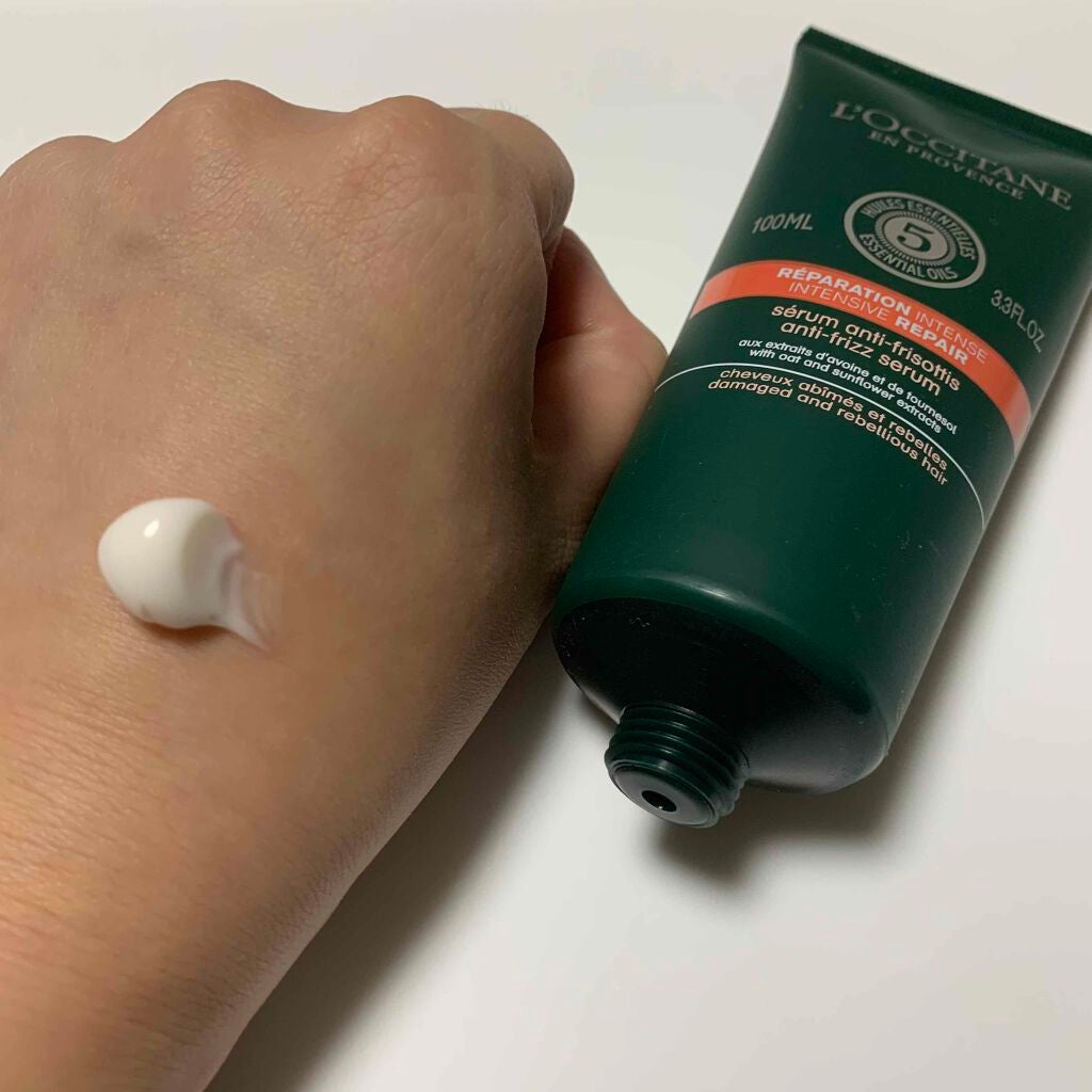 ファイブハーブス リペアリングヘアミルクセラム/L'OCCITANE/ヘアミルクを使ったクチコミ(2枚目)