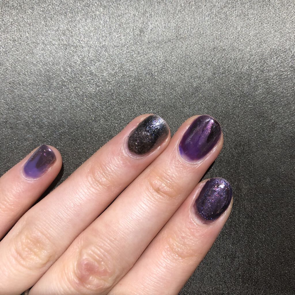 ネイルポリッシュ PLB28 無限大コラプサー【旧】/PLANET NAIL/マニキュアを使ったクチコミ（2枚目）