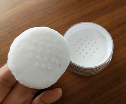 ケイト フェイスパウダーZ(オイルブロック)/KATE/ルースパウダーを使ったクチコミ(3枚目)