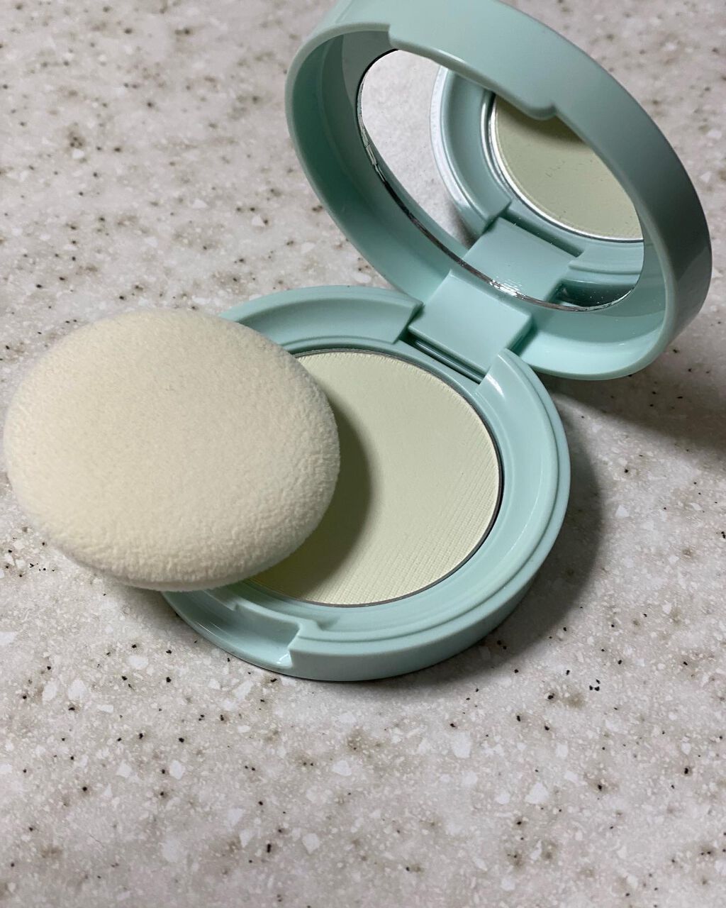 オイルコントロールパウダー＜医薬部外品＞/ファンケル/プレストパウダーを使ったクチコミ（2枚目）