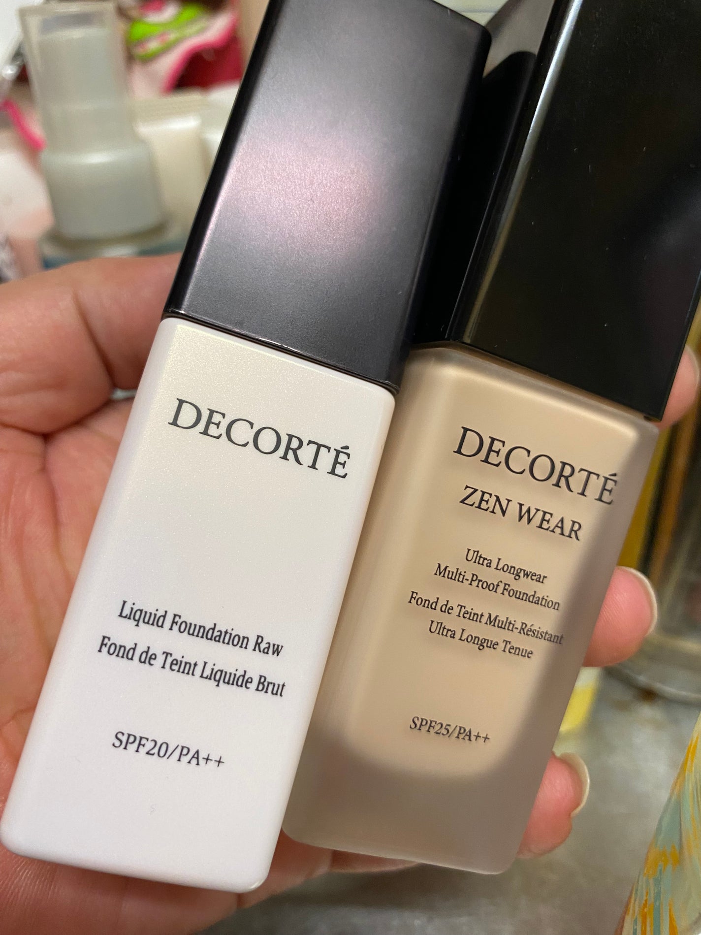 ザ スキン リキッドファンデーション ロウ/DECORTÉ/リキッドファンデーションを使ったクチコミ(4枚目)