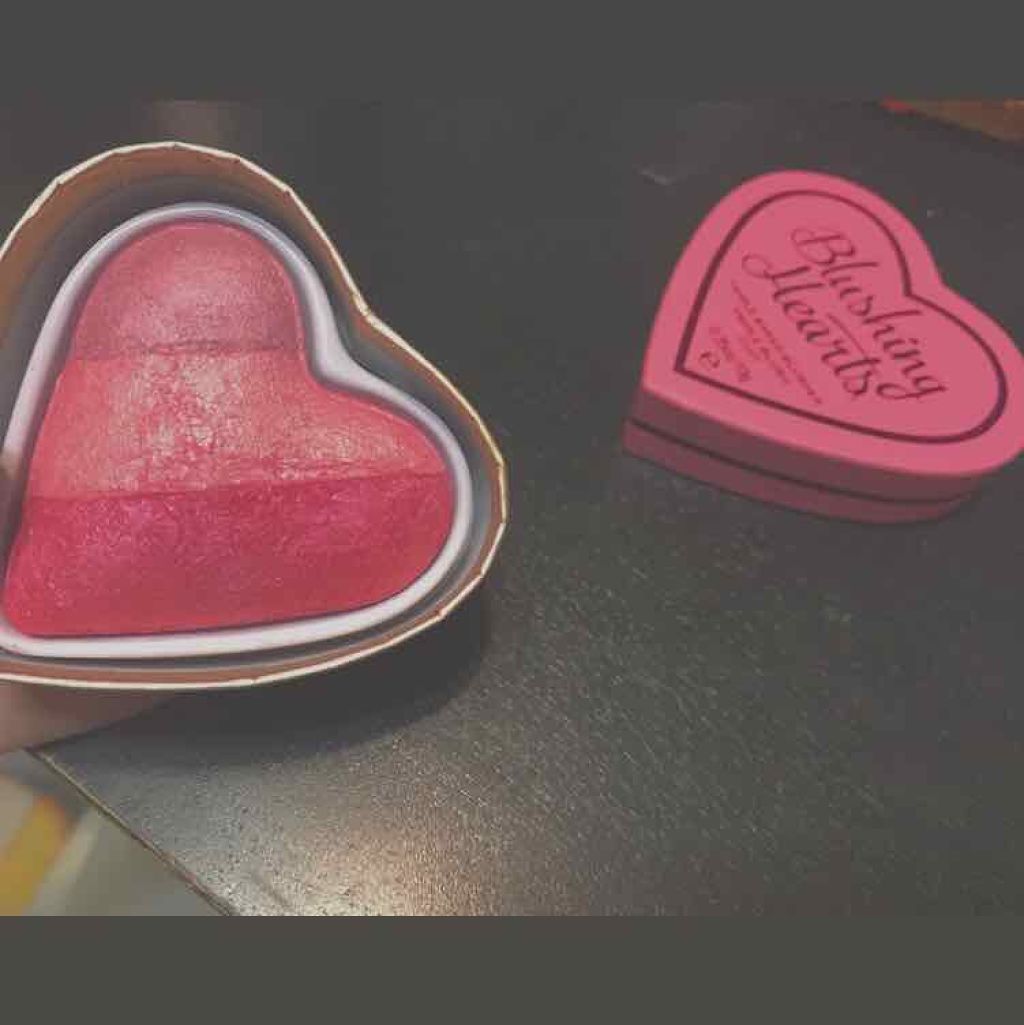 ブラッシング ハート/MAKEUP REVOLUTION/パウダーチークを使ったクチコミ(1枚目)