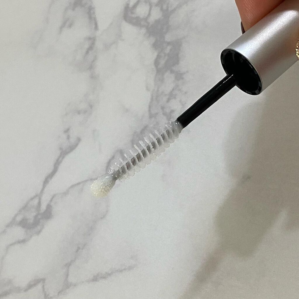 momoð° on LIPS ãã©ãã©ã€ããŒãããã¬ãã¢ã ãªãŸã€æ¯çŸå®¹æ¶²ð¥º#ã©ãã©ã€ããŒ#ãªãŒ..ãïŒ3æç®ïŒ