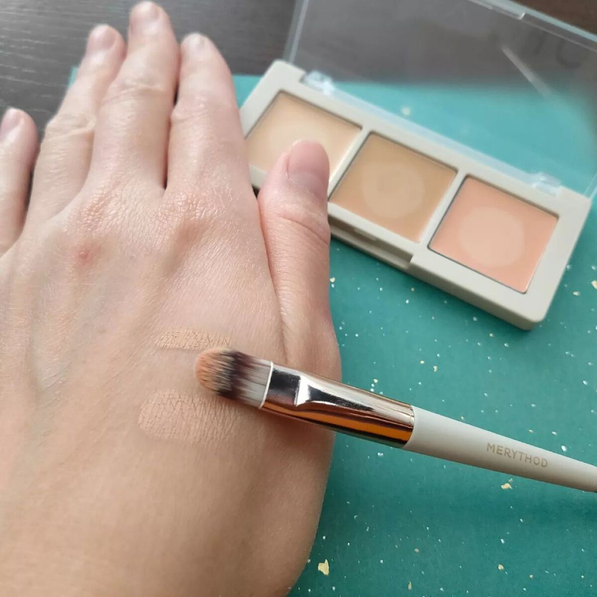 リールカバーコンシーラー/MERYTHOD/パレットコンシーラーを使ったクチコミ(5枚目)