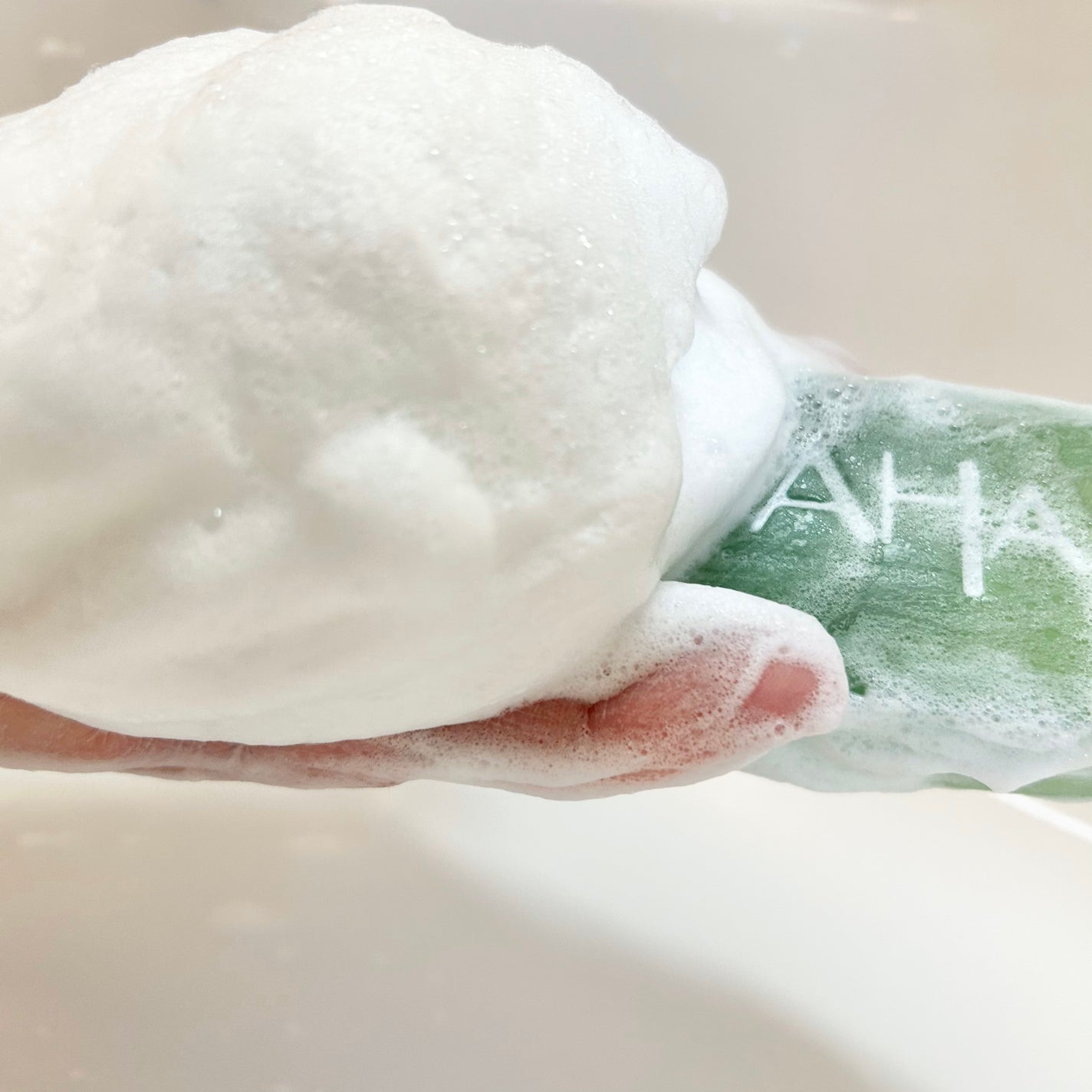 クレンジングリサーチ ソープ AHA&ピール/クレンジングリサーチ/洗顔石鹸を使ったクチコミ(2枚目)