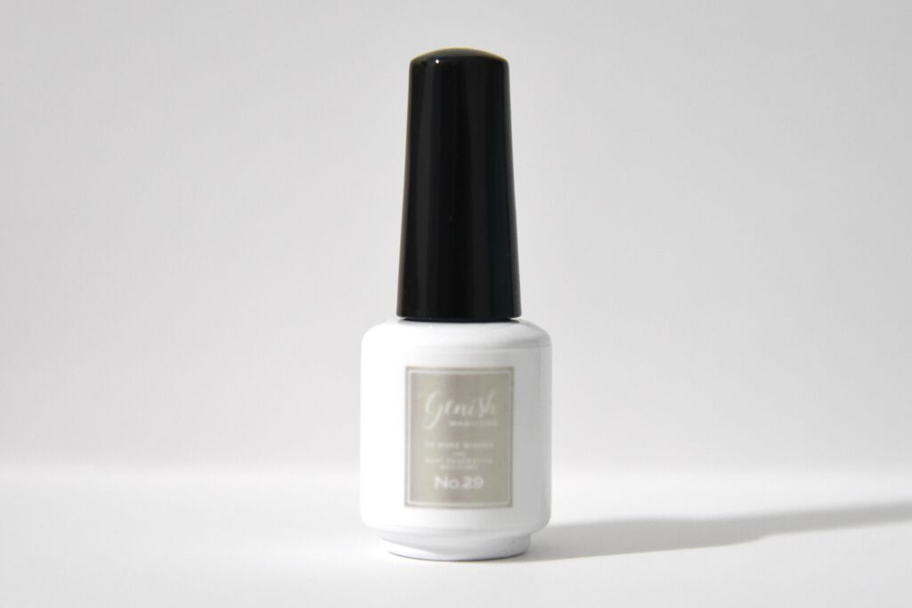 ジーニッシュ No.29 GARDEN ガーデン/ジーニッシュマニキュア/マニキュアを使ったクチコミ（2枚目）