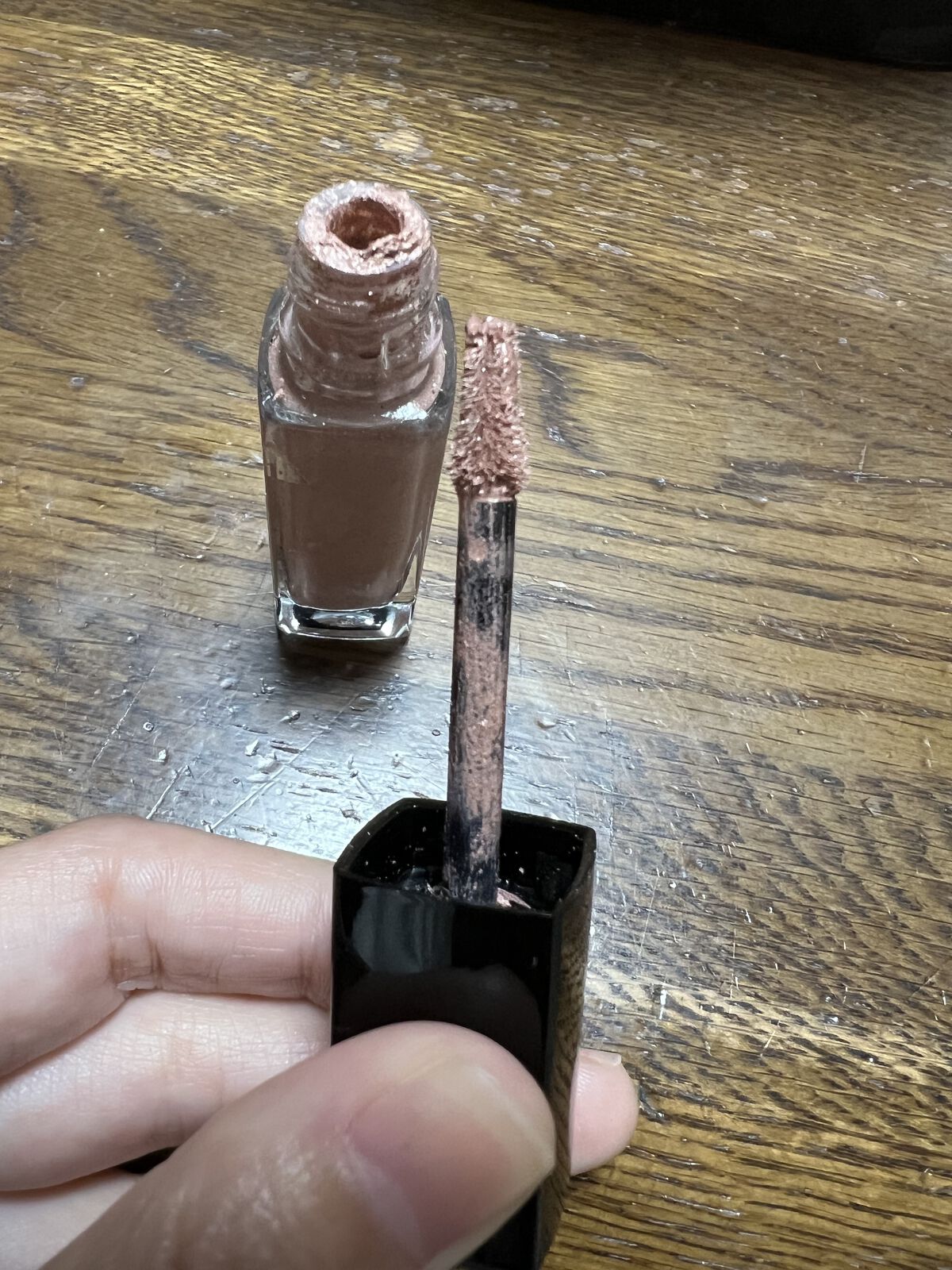 オンブル プルミエール ラック/CHANEL/リキッドアイシャドウを使ったクチコミ（2枚目）