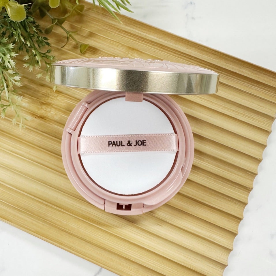 シースルー ヴェール コンパクト/PAUL & JOE BEAUTE/ファンデーションを使ったクチコミ(2枚目)