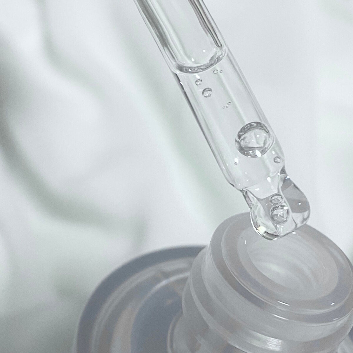 Revitalizing Serum/Ongredients/美容液を使ったクチコミ(3枚目)