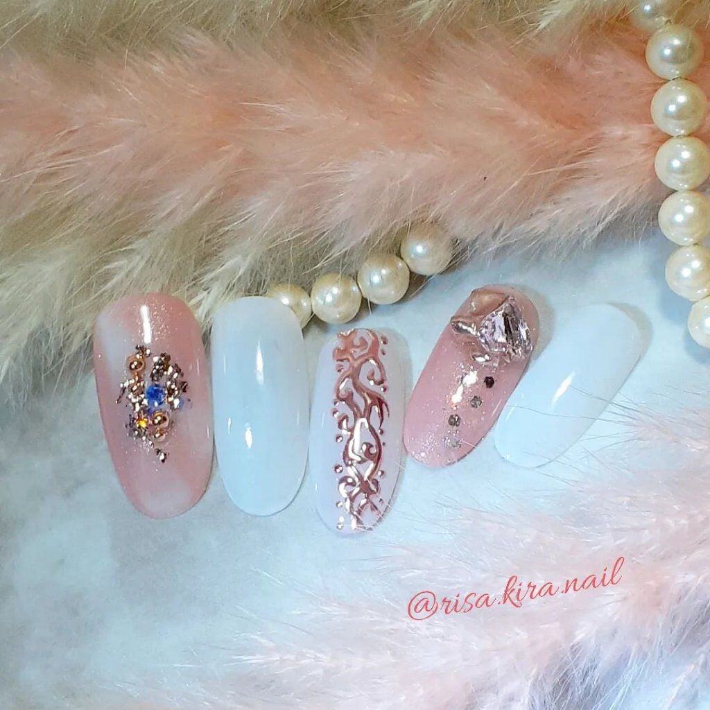 r.kira.nail on LIPS 「ミラーアート動画の5本セット😄✨ミラーパウダーって本当楽しい🎶..」(1枚目)