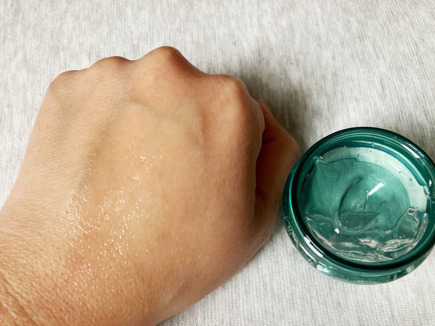 ウォータージェル/コモエース/フェイスクリームを使ったクチコミ(4枚目)