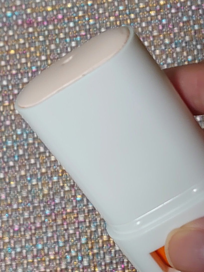 ブライトニングアップサンスティック SPF50+ PA++++/Dr.G/日焼け止めスティックを使ったクチコミ(2枚目)