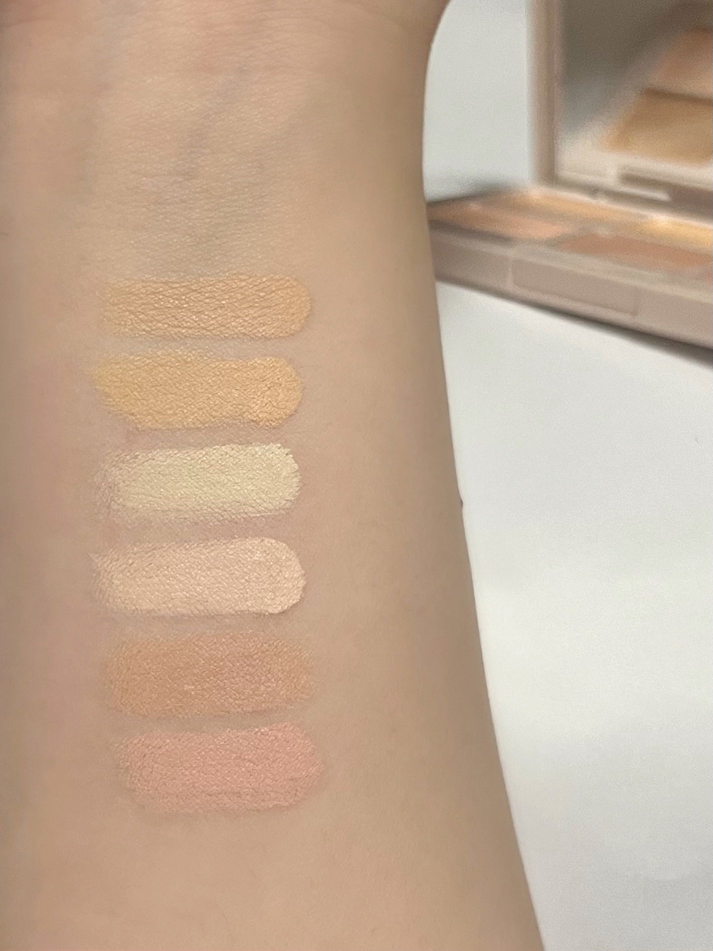 マルチフィックスコンシーラー&カラーコレクター/SHEGLAM/パレットコンシーラーを使ったクチコミ(4枚目)