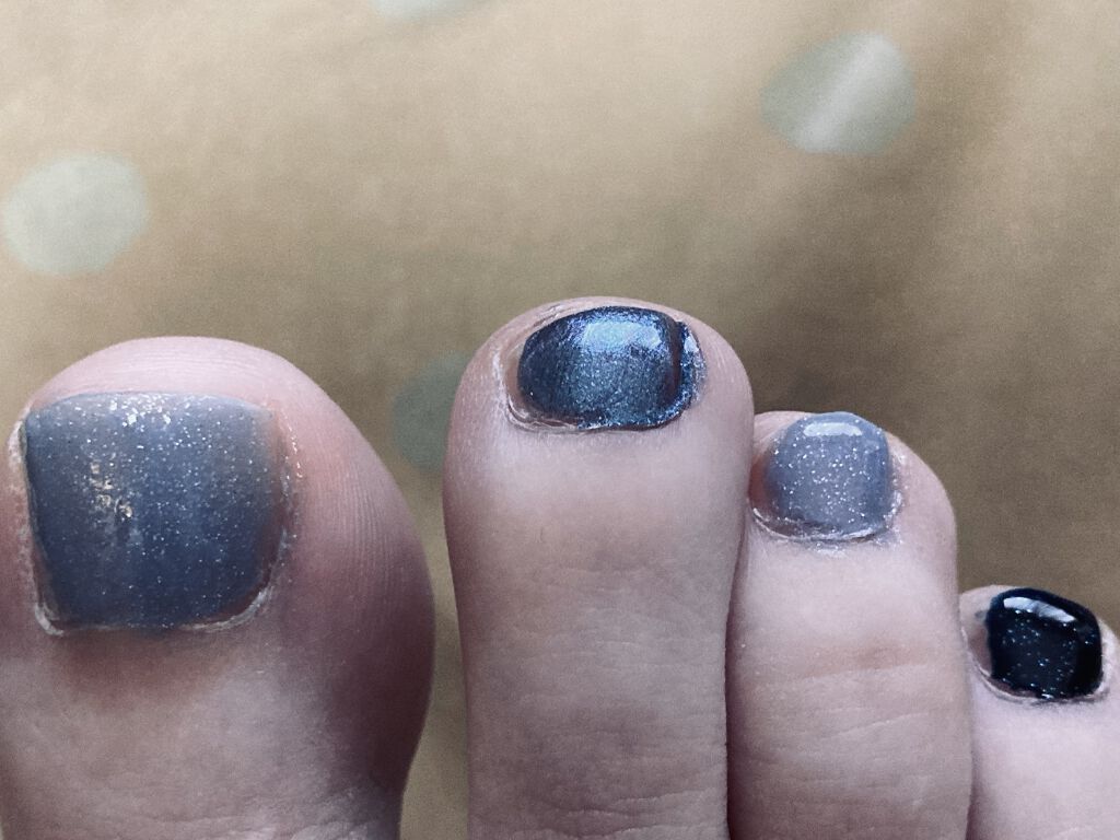 Flamboyant(フランボヤン) ピールオフネイル/DAISO/マニキュアを使ったクチコミ（2枚目）