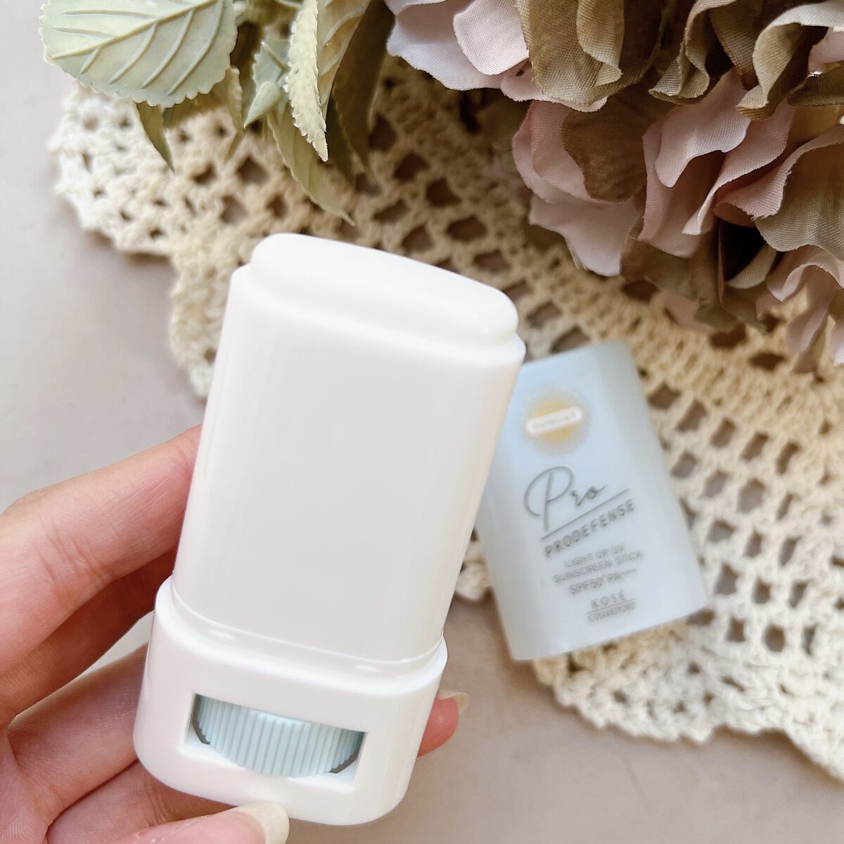 プロディフェンス ライトアップUV スティック/サンカット®/日焼け止めスティックを使ったクチコミ（2枚目）