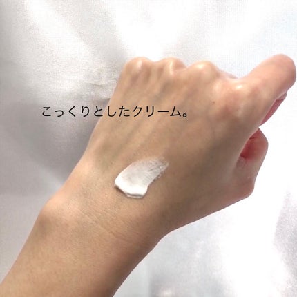 ケー on LIPS 「ニベアのクリーム。通称『青缶』。ベスコスなどでもあが..」(4枚目)