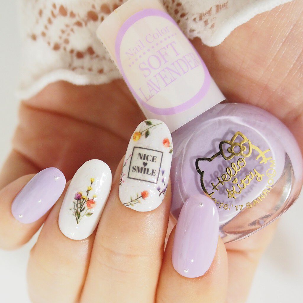 サンリオネイル Daisoを使った口コミ 塗り方動画 100均ダイソーサンリオネイ By Yuyu 300yen Nail Lips