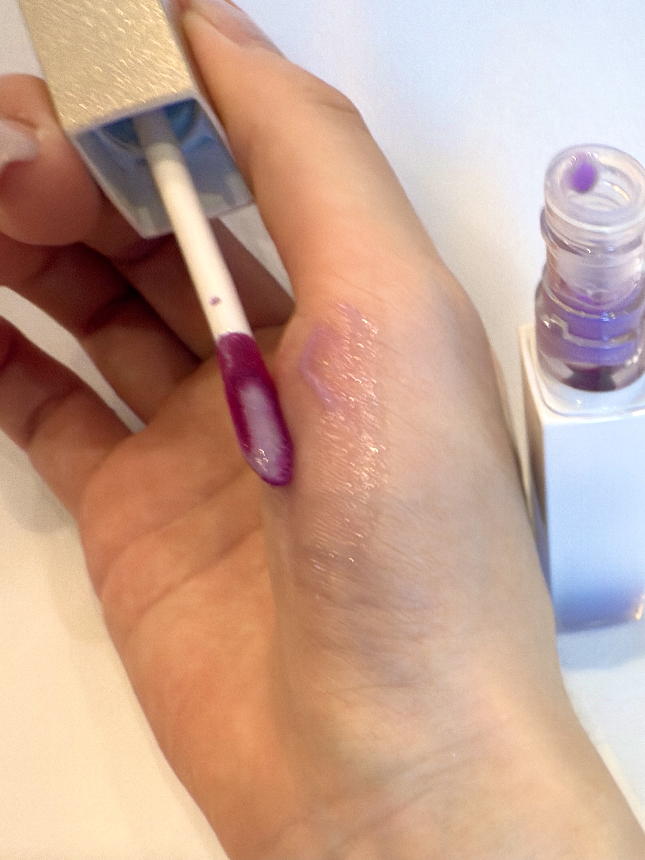 キス　金のリップアーマー/KiSS/口紅を使ったクチコミ（3枚目）