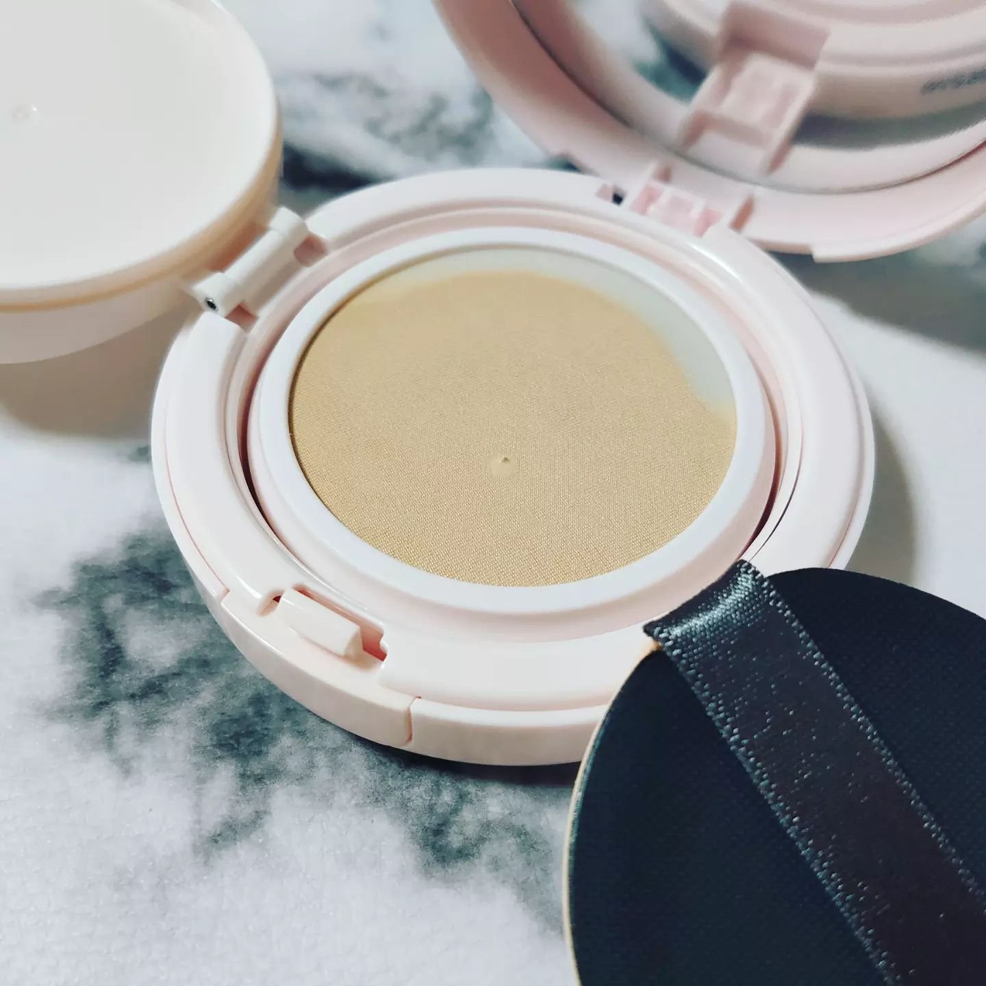 アクアリー スキンウェア カバー 03 ミディアムベージュ/ESPRIQUE/クッションファンデーションを使ったクチコミ（3枚目）