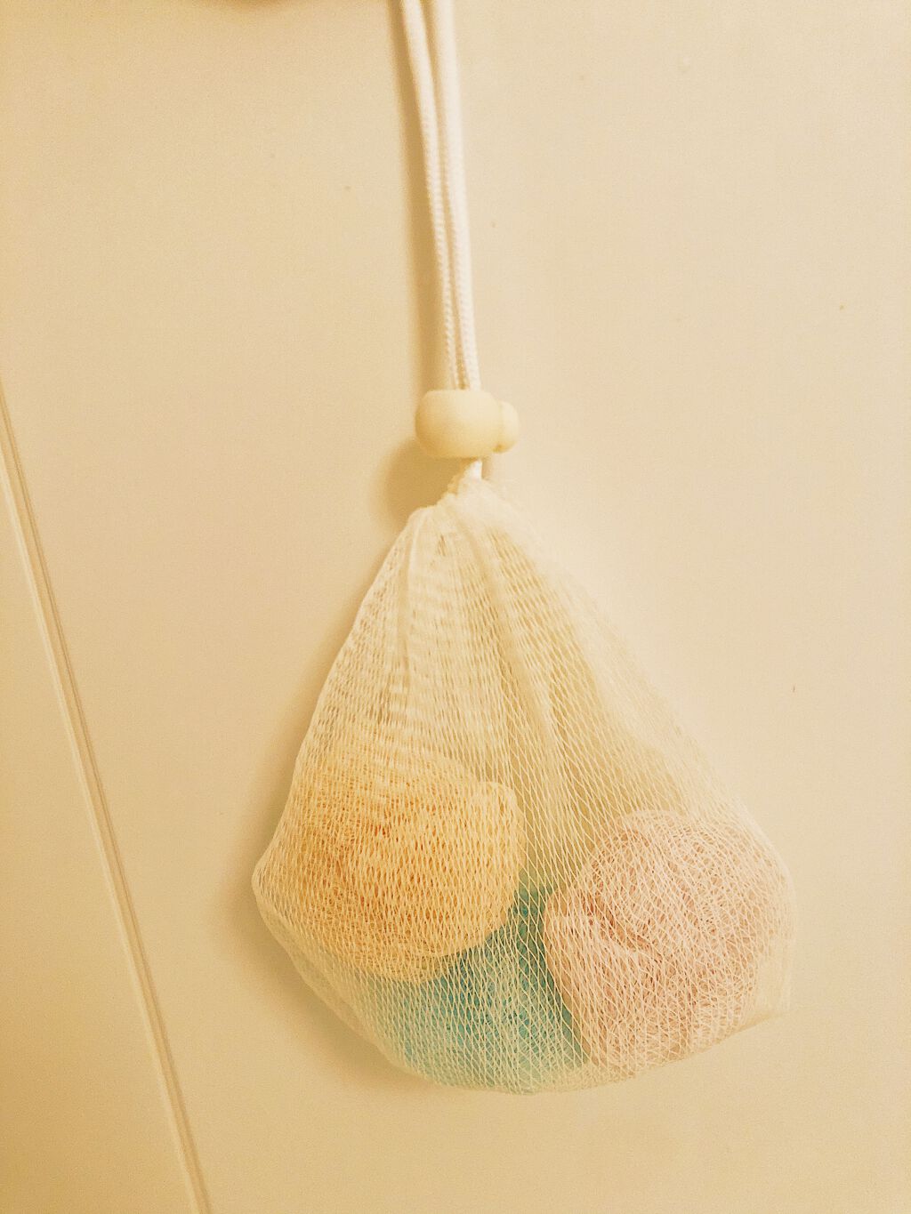 ぺぺち on LIPS 「泡立ちの仕方が下手な方でもモコモコ泡に!上部を持ってぐるぐる回..」(1枚目)