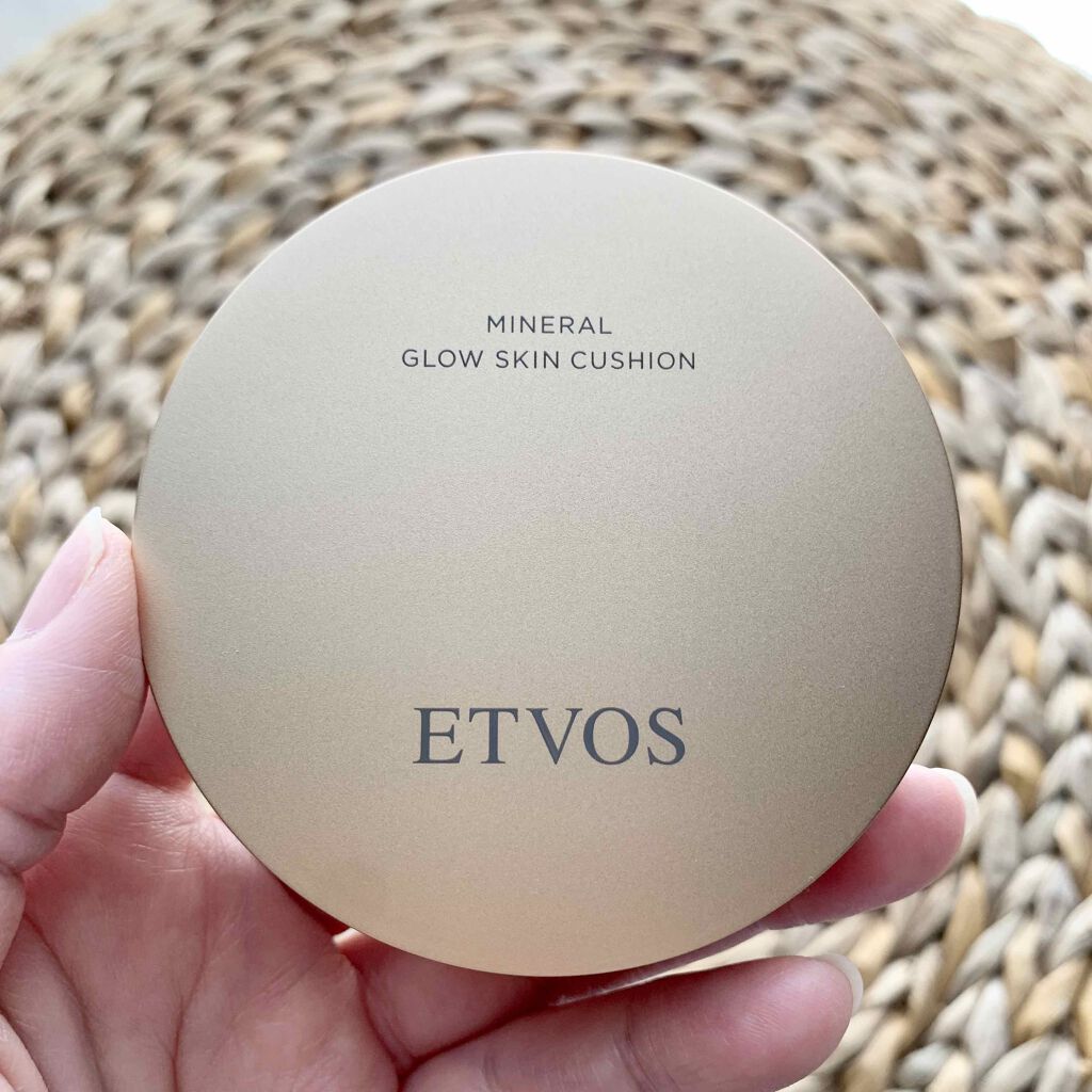 ミネラルグロウスキンクッション/エトヴォス/クッションファンデーションを使ったクチコミ（2枚目）