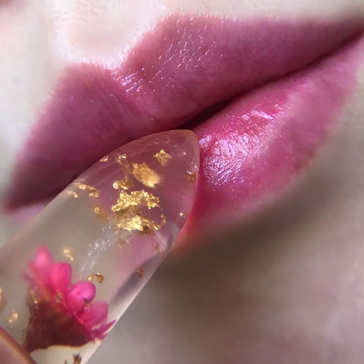 フラワーリップ 日本限定ピンクゴールドモデル/Kailijumei/口紅を使ったクチコミ(5枚目)